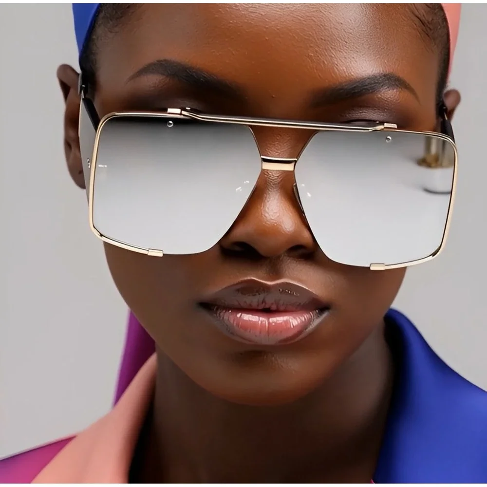 Square Sunglasses Gold‎ Frame Silver Mirror Lens Fashion Women Beach Street Wear